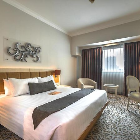 Verwood Hotel And Serviced Residence Surabaya Exterior photo