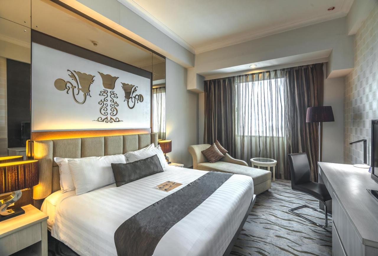 Verwood Hotel And Serviced Residence Surabaya Exterior photo