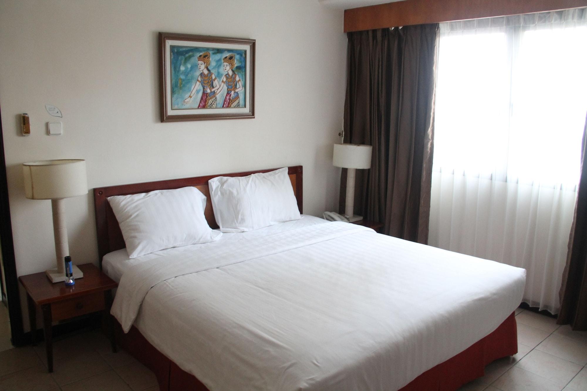 Verwood Hotel And Serviced Residence Surabaya Exterior photo