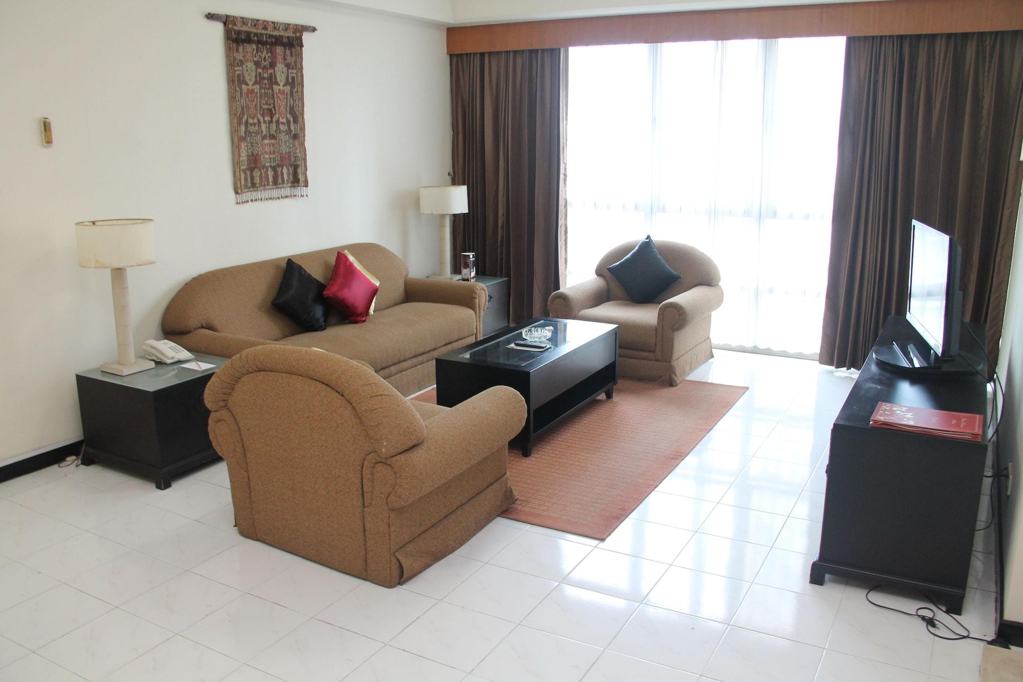 Verwood Hotel And Serviced Residence Surabaya Exterior photo